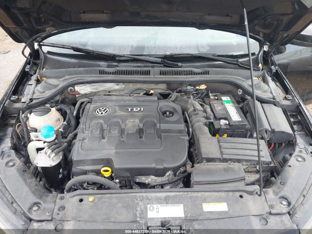 Продаж на аукціоні авто 2015 Volkswagen Jetta 2.0l Tdi S, vin: 3VWLA7AJ8FM341188, номер лоту: 44827289