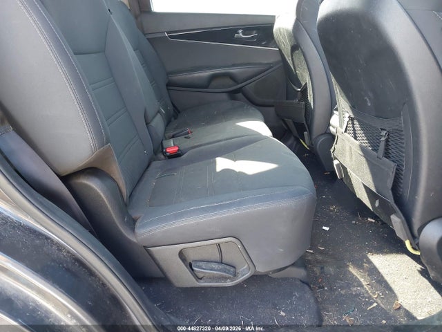 2017 KIA SORENTO 5XYPG4A30HG244988 Photo 7