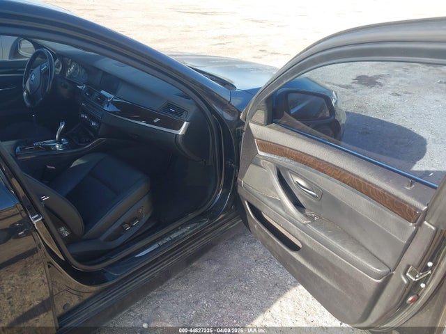 2011 BMW 528I WBAFR1C58BC736745 Photo 4