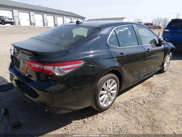 Продажа на аукционе авто 2020 Toyota Camry Le, vin: 4T1C11AK7LU946573, номер лота: 44827343