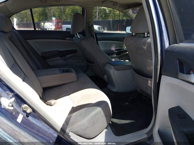 44827344 :رقم المزاد ، 1HGCP2F34BA024998 vin ، 2011 Honda Accord 2.4 Lx مزاد بيع
