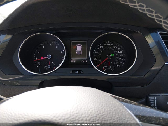 2021 Volkswagen Tiguan 2.0t Se/2.0t Se R-line Black/2.0t Sel მანქანა იყიდება აუქციონზე, vin: 3VV2B7AX8MM101590, აუქციონის ნომერი: 44827366