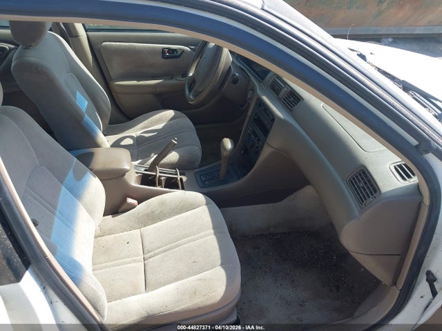 1999 TOYOTA CAMRY 4T1BG28K2XU868280 Photo 4