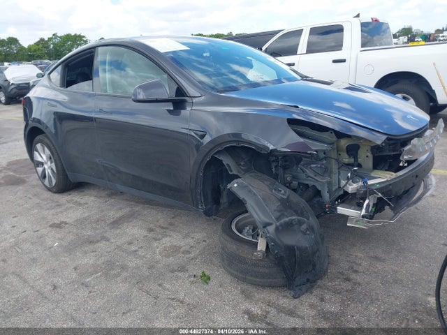 Aukcja sprzedaży 2024 Tesla Model Y Long Range Single Motor Rear-wheel Drive/rwd, vin: 7SAYGDED2RF096409, numer aukcji: 44827374
