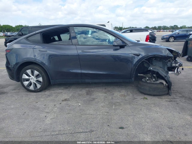 44827374 :رقم المزاد ، 7SAYGDED2RF096409 vin ، 2024 Tesla Model Y Long Range Single Motor Rear-wheel Drive/rwd مزاد بيع