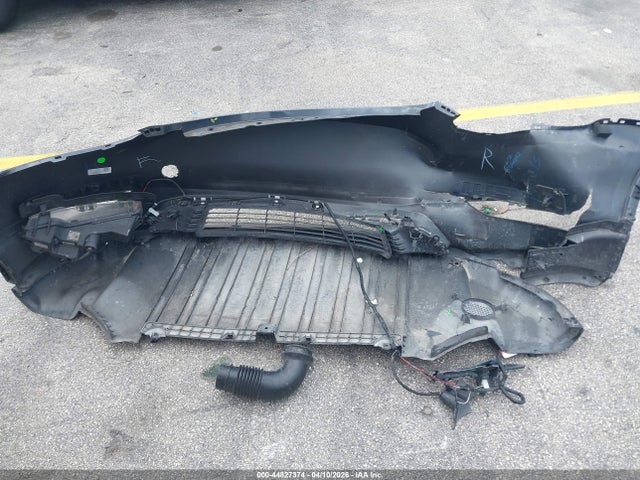 44827374 :رقم المزاد ، 7SAYGDED2RF096409 vin ، 2024 Tesla Model Y Long Range Single Motor Rear-wheel Drive/rwd مزاد بيع