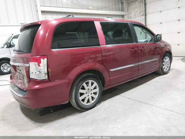 2013 Chrysler Town & Country Touring მანქანა იყიდება აუქციონზე, vin: 2C4RC1BG8DR677758, აუქციონის ნომერი: 44827377