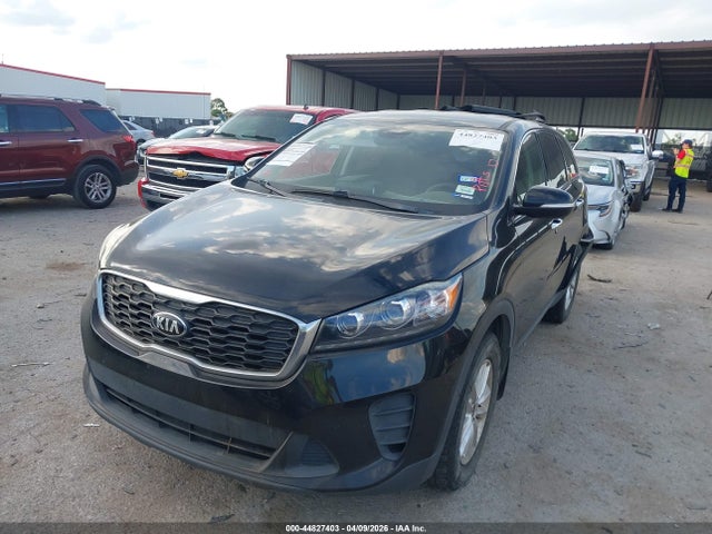 Продажа на аукционе авто 2019 Kia Sorento 2.4l L, vin: 5XYPG4A39KG451337, номер лота: 44827403