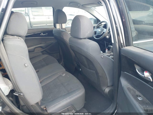Продажа на аукционе авто 2019 Kia Sorento 2.4l L, vin: 5XYPG4A39KG451337, номер лота: 44827403