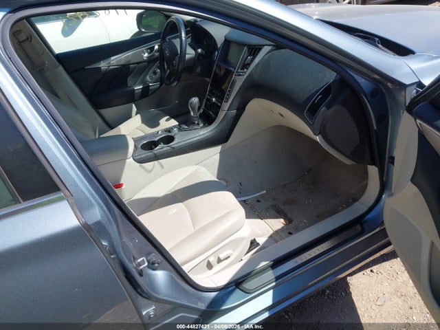 44827421 :رقم المزاد ، JN1BV7AR1FM393513 vin ، 2015 Infiniti Q50 Premium مزاد بيع