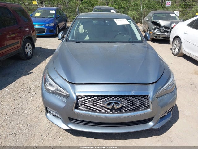 44827421 :رقم المزاد ، JN1BV7AR1FM393513 vin ، 2015 Infiniti Q50 Premium مزاد بيع