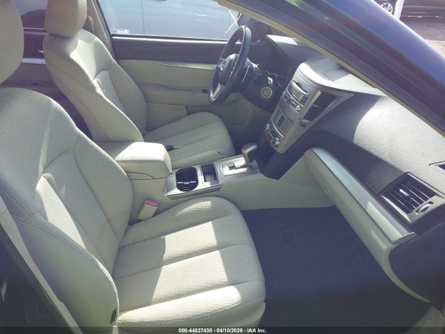 2010 Subaru Outback 2.5i Premium მანქანა იყიდება აუქციონზე, vin: 4S4BRCBC0A3335293, აუქციონის ნომერი: 44827430