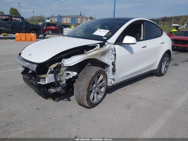 2023 Tesla Model Y Awd/long Range Dual Motor All-wheel Drive მანქანა იყიდება აუქციონზე, vin: 7SAYGDEE4PF803600, აუქციონის ნომერი: 44827456