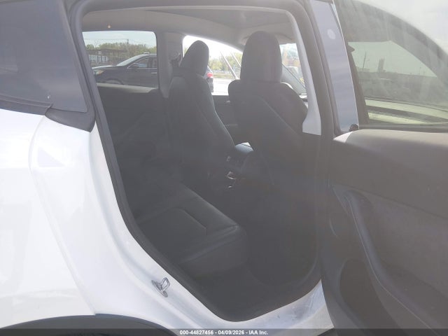 2023 Tesla Model Y Awd/long Range Dual Motor All-wheel Drive მანქანა იყიდება აუქციონზე, vin: 7SAYGDEE4PF803600, აუქციონის ნომერი: 44827456