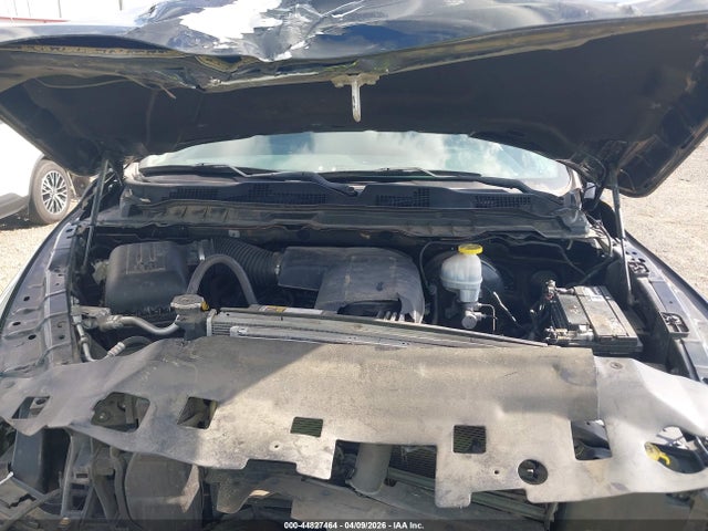 44827464 :رقم المزاد ، 1C6RR6FG7KS628138 vin ، 2019 Ram 1500 Classic Tradesman  4x2 6'4 Box مزاد بيع
