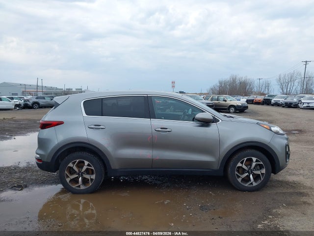 2020 Kia Sportage Lx მანქანა იყიდება აუქციონზე, vin: KNDPMCAC3L7796428, აუქციონის ნომერი: 44827476