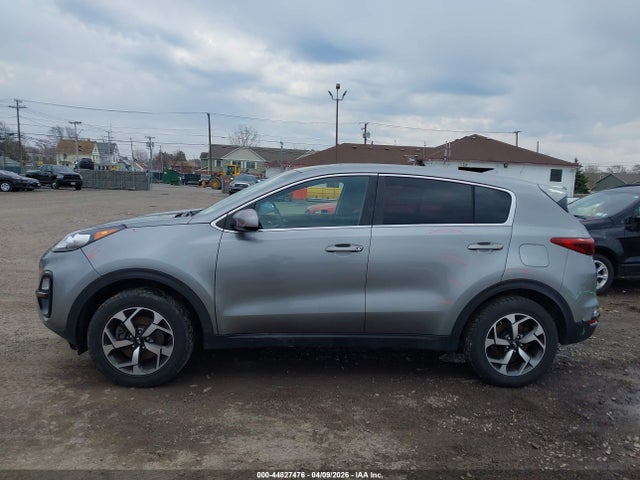 2020 Kia Sportage Lx მანქანა იყიდება აუქციონზე, vin: KNDPMCAC3L7796428, აუქციონის ნომერი: 44827476