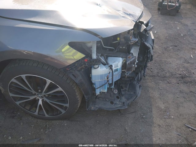 2019 Toyota Camry Se მანქანა იყიდება აუქციონზე, vin: 4T1B11HK9KU297357, აუქციონის ნომერი: 44827499