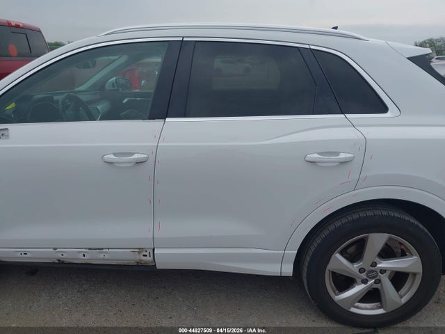 Aukcja sprzedaży 2020 Audi Q3 Premium 45 Tfsi Quattro Tiptronic, vin: WA1AECF34L1106467, numer aukcji: 44827509
