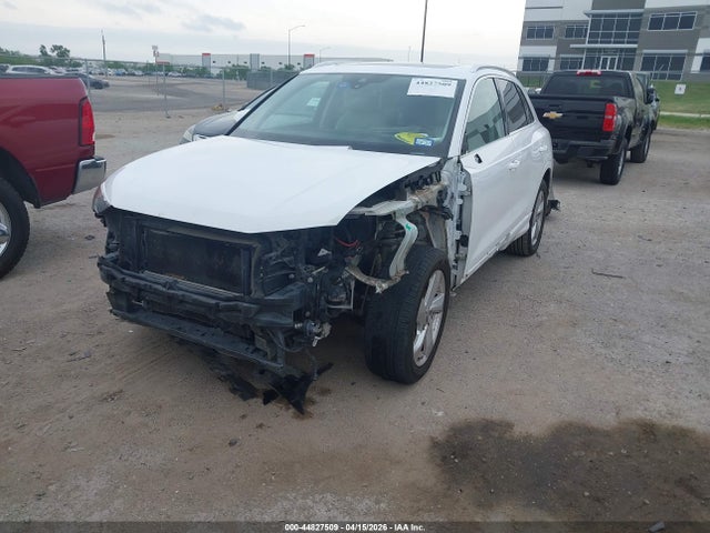 Aukcja sprzedaży 2020 Audi Q3 Premium 45 Tfsi Quattro Tiptronic, vin: WA1AECF34L1106467, numer aukcji: 44827509