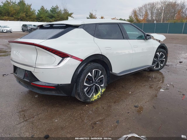 Продажа на аукционе авто 2022 Kia Ev6 Wind, vin: KNDC3DLC9N5057390, номер лота: 44827513