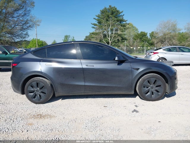 2025 Tesla Model Y Long Range Dual Motor Rear-wheel Drive მანქანა იყიდება აუქციონზე, vin: 7SAYGDED5SA343358, აუქციონის ნომერი: 44827527