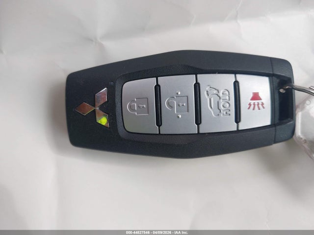 2025 MITSUBISHI OUTLANDER JA4J4VA80SZ017495 Photo 10