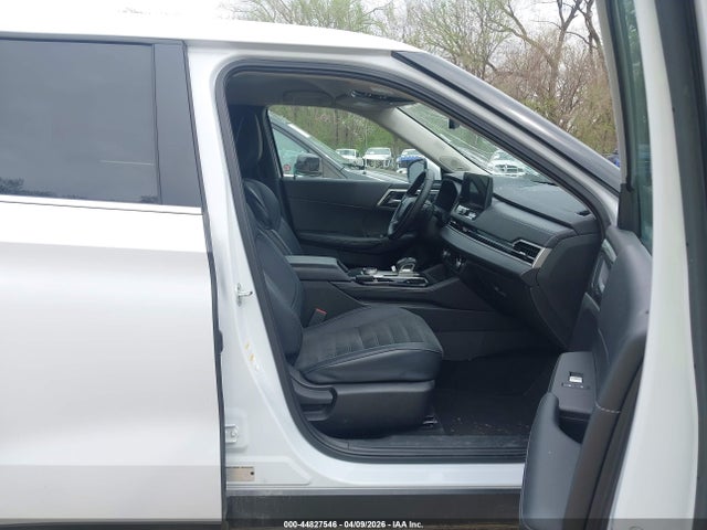 2025 MITSUBISHI OUTLANDER JA4J4VA80SZ017495 Photo 4
