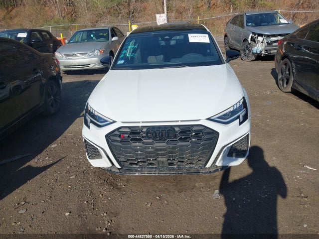 44827550 :رقم المزاد ، WAUH3DGY8RA083520 vin ، 2024 Audi S3 Premium Plus Tfsi Quattro S Tronic مزاد بيع
