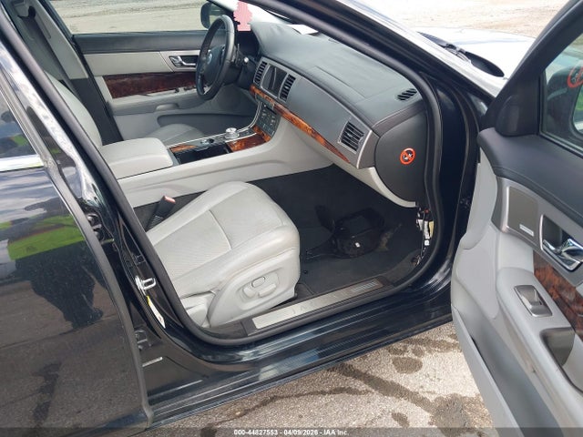2009 JAGUAR XF SAJWA06B79HR30803 Photo 4