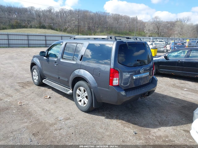 2010 Nissan Pathfinder Se მანქანა იყიდება აუქციონზე, vin: 5N1AR1NB3AC627524, აუქციონის ნომერი: 44827563