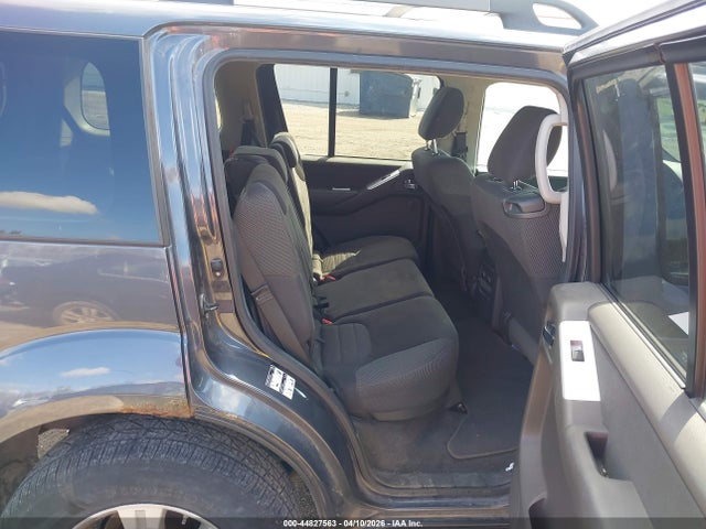 2010 Nissan Pathfinder Se მანქანა იყიდება აუქციონზე, vin: 5N1AR1NB3AC627524, აუქციონის ნომერი: 44827563
