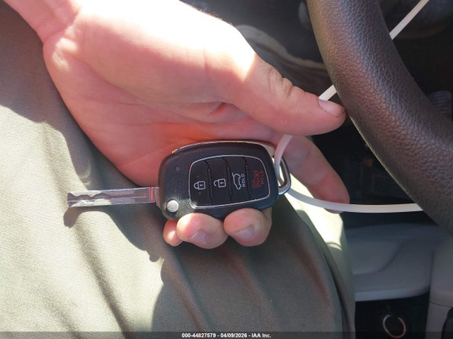 Продажа на аукционе авто 2019 Hyundai Tucson Se, vin: KM8J2CA43KU011003, номер лота: 44827579