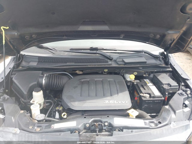 2012 Volkswagen Routan S მანქანა იყიდება აუქციონზე, vin: 2C4RVAAG8CR276348, აუქციონის ნომერი: 44827587