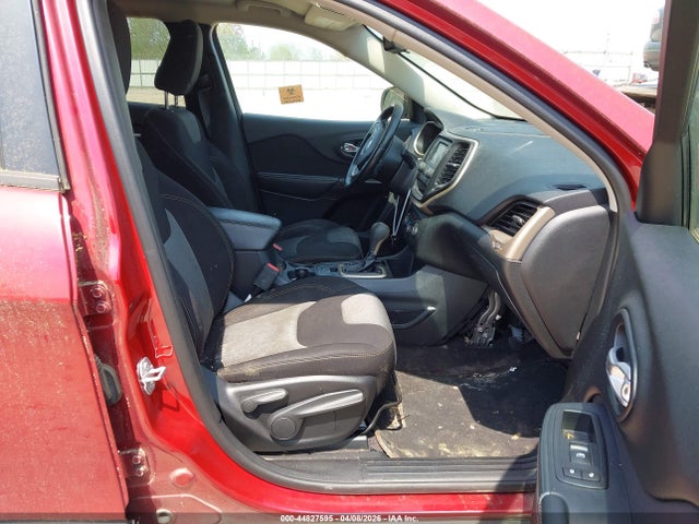 44827595 :رقم المزاد ، 1C4PJLAB1GW320092 vin ، 2016 Jeep Cherokee Altitude مزاد بيع