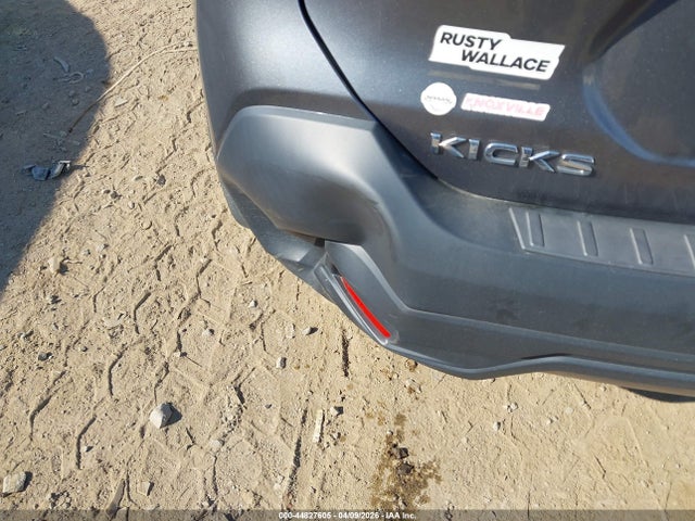 3N1CP5CU9KL519559 Nissan KICKS S