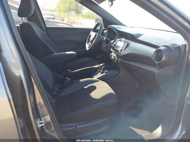 3N1CP5CU9KL519559 Nissan KICKS S
