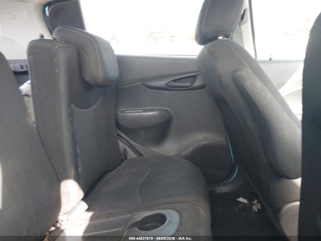 44827619 :رقم المزاد ، KL8CD6SAXMC704732 vin ، 2021 Chevrolet Spark Fwd 1lt Automatic مزاد بيع