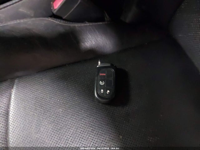 44827634 :رقم المزاد ، 1C6RR7VM2FS578879 vin ، 2015 Ram 1500 Laramie مزاد بيع