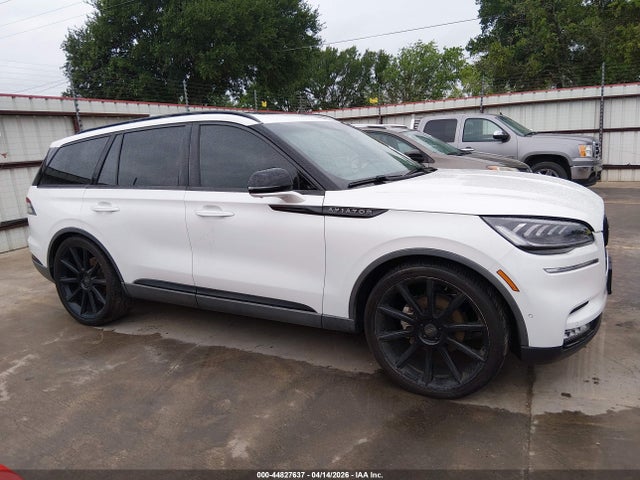 Lincoln Aviator Reserve 2020 5LM5J7WC0LGL23370 Image 32