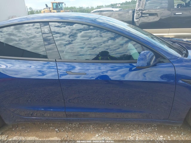 Продаж на аукціоні авто 2022 Tesla Model 3 Performance Dual Motor All-wheel Drive, vin: 5YJ3E1EC2NF274350, номер лоту: 44827645