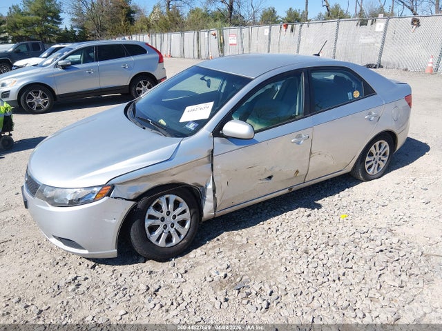 2013 Kia Forte Lx მანქანა იყიდება აუქციონზე, vin: KNAFT4A28D5723724, აუქციონის ნომერი: 44827659