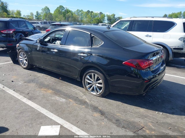 2018 Infiniti Q70 3.7 Luxe მანქანა იყიდება აუქციონზე, vin: JN1BY1AP7JM181159, აუქციონის ნომერი: 44827665