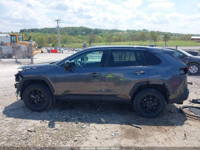 2T3H1RFV7RC259067 Toyota RAV4 LE