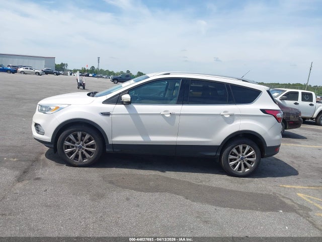Продажа на аукционе авто 2017 Ford Escape Titanium, vin: 1FMCU0JD2HUB85526, номер лота: 44827693