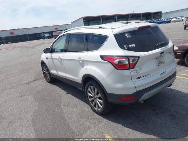 Продажа на аукционе авто 2017 Ford Escape Titanium, vin: 1FMCU0JD2HUB85526, номер лота: 44827693