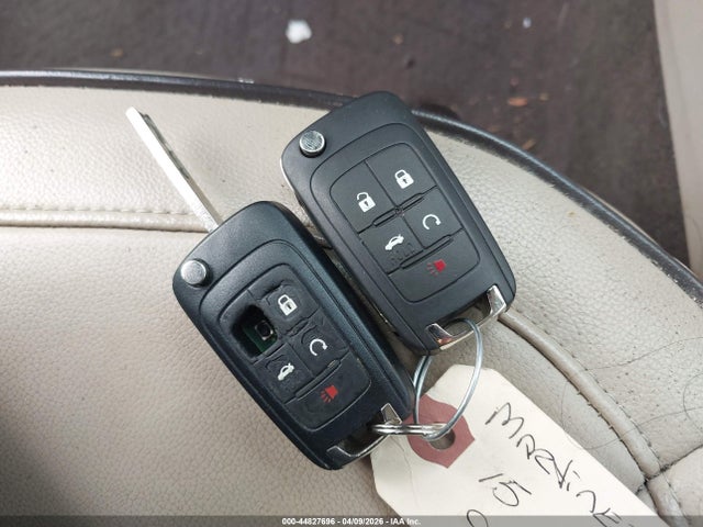 Продажа на аукционе авто 2015 Chevrolet Malibu 1lz, vin: 1G11F5SL8FF158933, номер лота: 44827696