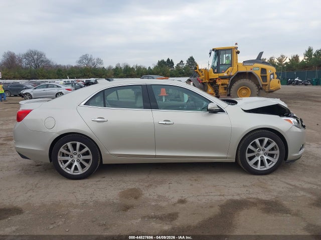 Продажа на аукционе авто 2015 Chevrolet Malibu 1lz, vin: 1G11F5SL8FF158933, номер лота: 44827696