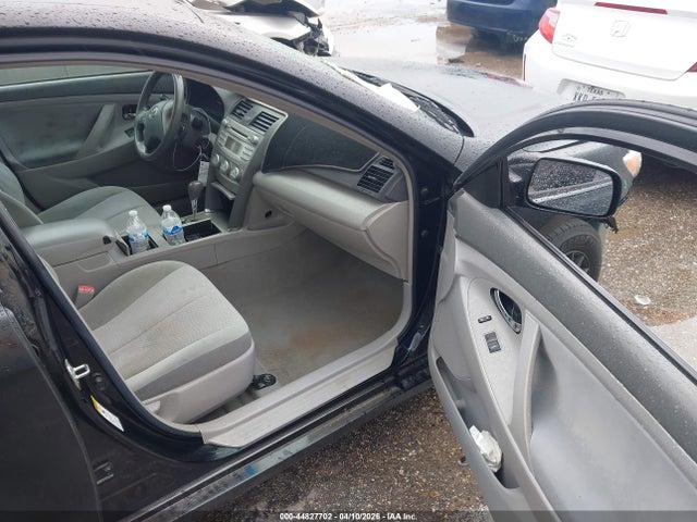 2011 TOYOTA CAMRY 4T1BF3EKXBU671329 Photo 4
