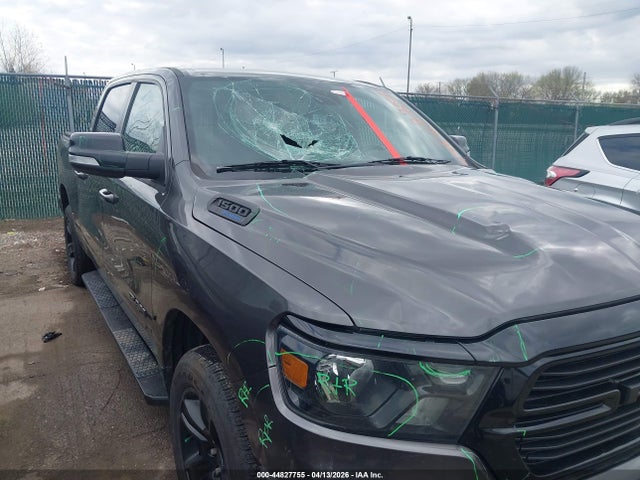2021 Ram 1500 Big Horn  4x4 5'7 Box მანქანა იყიდება აუქციონზე, vin: 1C6SRFFT1MN516662, აუქციონის ნომერი: 44827755